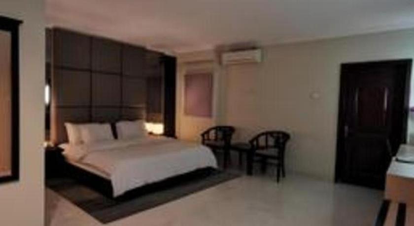 Horison Plaza Tegal Hotel Kültér fotó