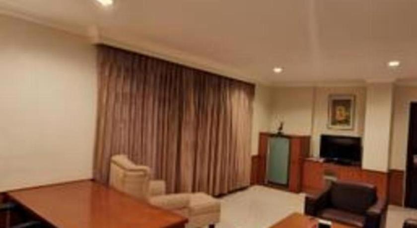 Horison Plaza Tegal Hotel Kültér fotó